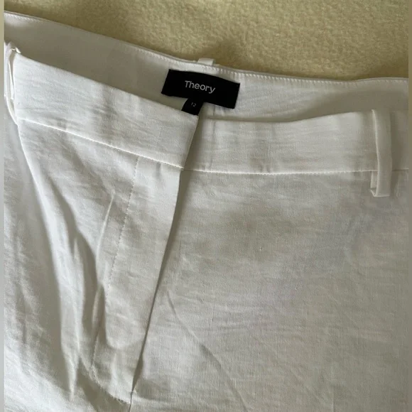 THEORY-Treeca Bermuda Shorts - Picture 2 of 5